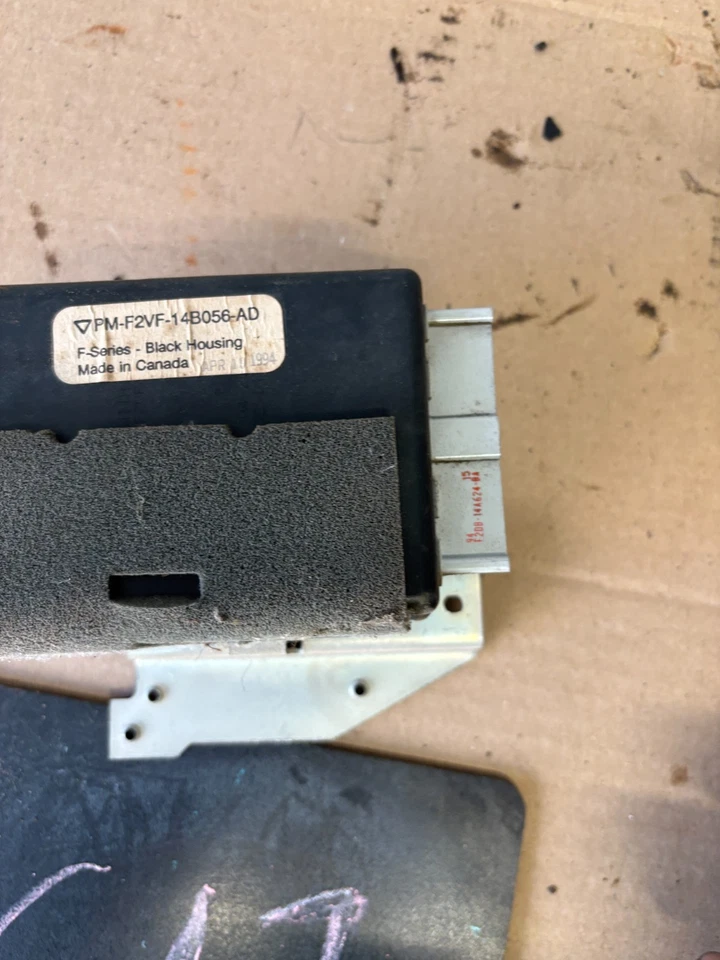 Ford F250 F350 F150 1992 94 95 1996 Bronco pm-f2vf-14b056-ad módulo interior OEM Foto 3 de 4