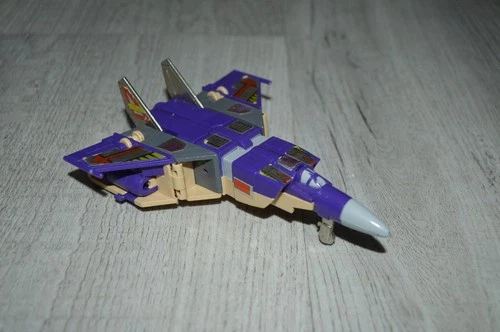 1984 Hasbro Transformer Triple Charger ( Blitzwing ) G1 Tank Jet Figure !