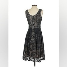 London Times Black and Beige Geometric Midi Dress Size 4 LBS Lace A Line