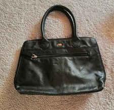 AVA real Leather Black Smart Handbag. Lots Of Pockets And Zips. Very Stylish