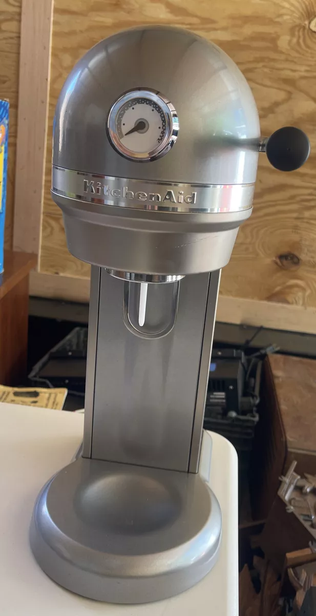 KITCHENAID KSS1121CU SPARKLING BEVERAGE MAKER POWERED BY SODASTREAM SILVER GRAY