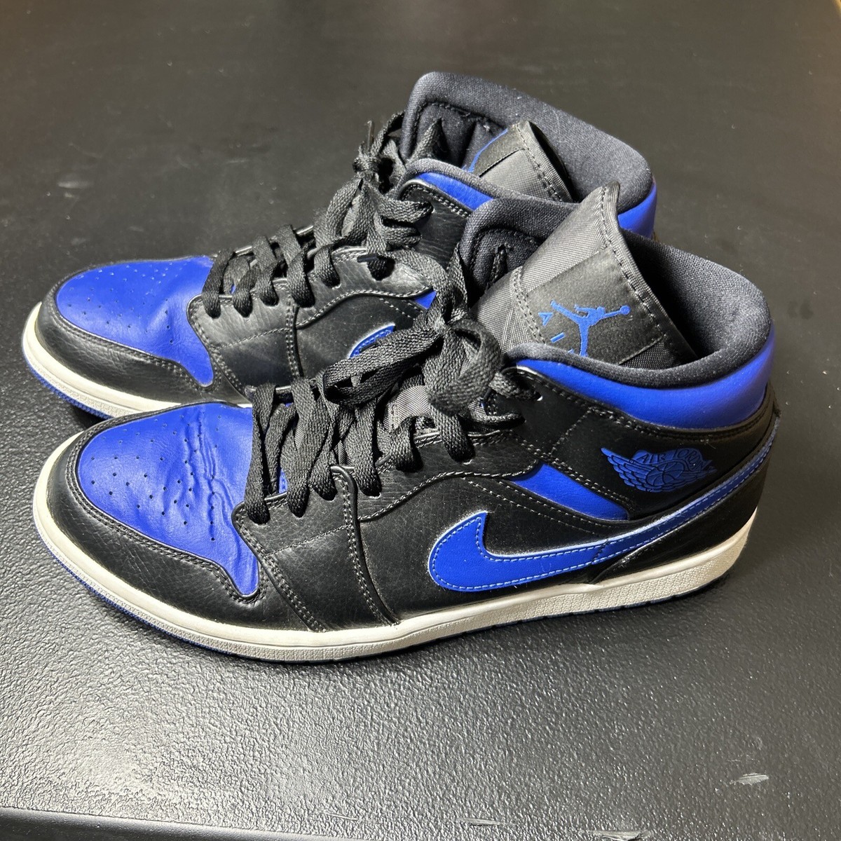 Nike Air Jordan 1 Mid Black Hyper Royal 2019 Size 11 554724 Nike Air Jordan 1 Mid Black Hyper Royal 2019 Size 11 554724