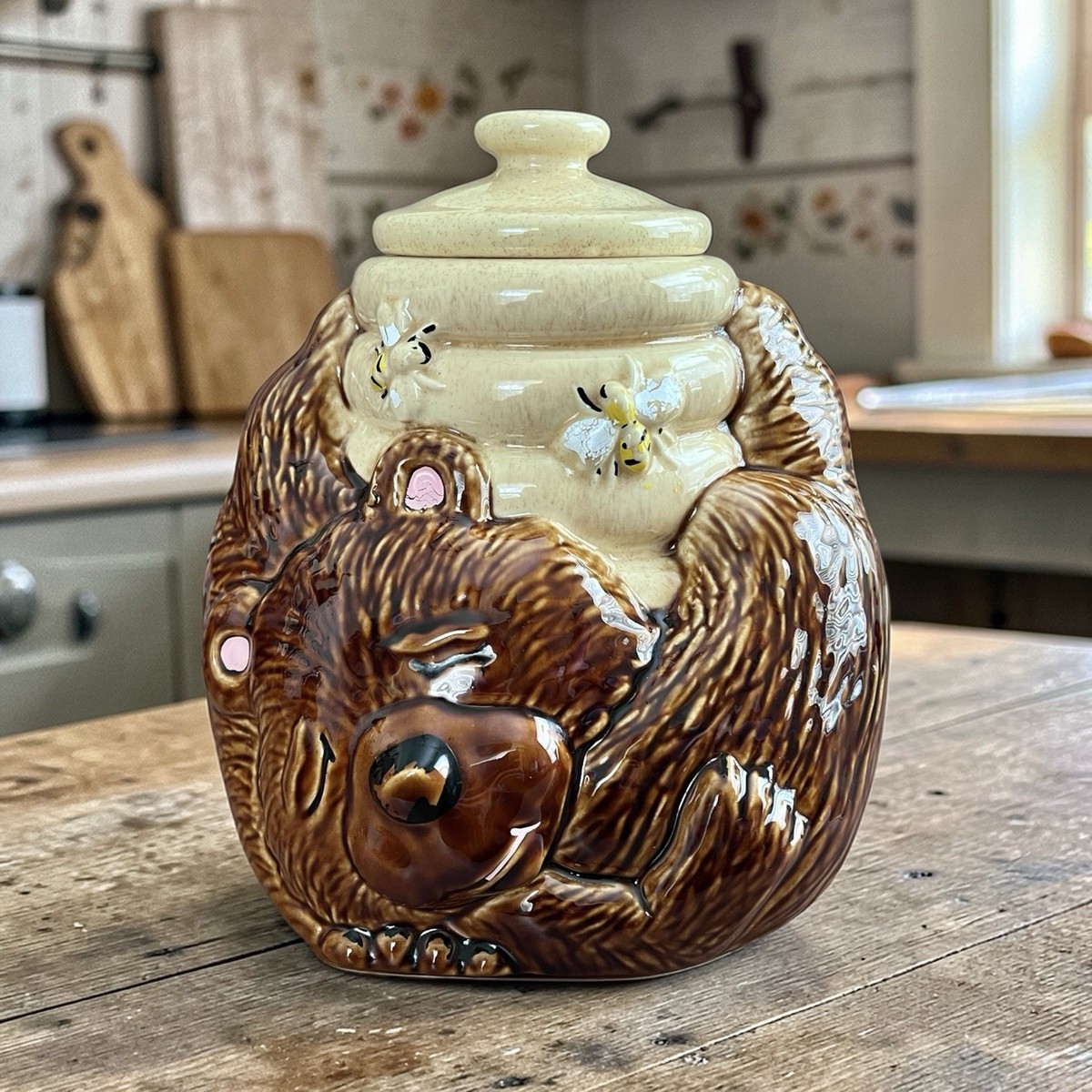 Vintage 1960s McCoy Honey Bear/Beehive Bear Cookie Jar - Beautiful