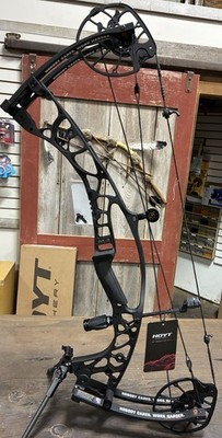 2025 Hoyt AX2 29 Keep Hammering Edition