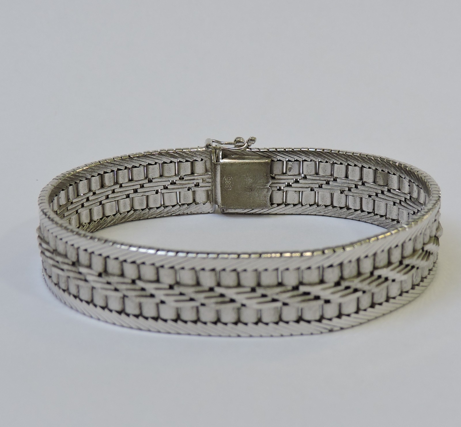 Extravagant Solid 835 Silver Bracelet - Excellent - image 1