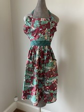 Vintage Pinafore Style Apron With Ruffles