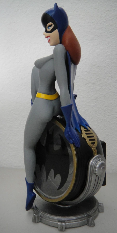 MAQUETA ESTATUA DE BATGIRL Bruce Tim DC ANIMADO Batman Busto Figura JUGUETE Figura Foto 2 de 4