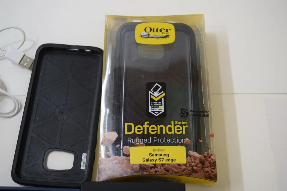 Samsung Galaxy S7 Edge bundled / See Full Description Below / Silver Titantium - Image 4 of 4