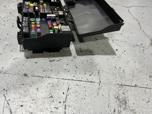 2013-2014 DODGE RAM 1500 TIPM TOTALLY POWER INTEGRATED FUSE BOX 68192083AF - Picture 4 of 7