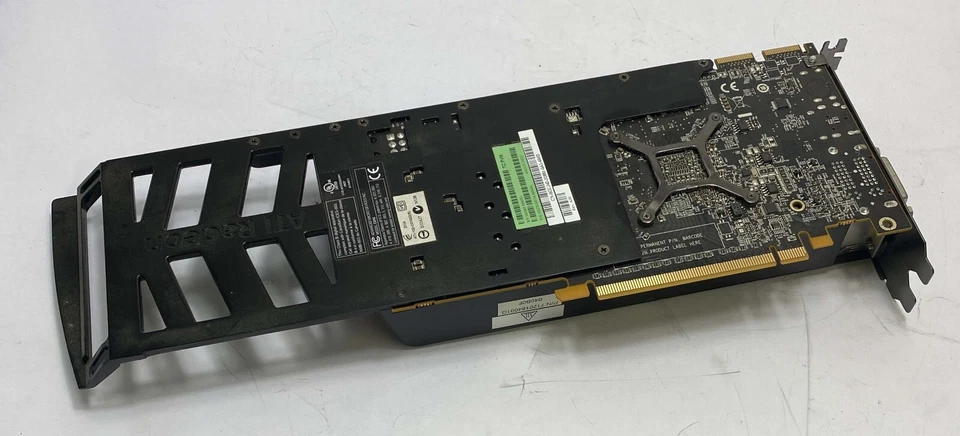 1GB Dell GCJ42 ATi Radeon HD 5770 Dual DVI / DP / HDMI GDDR5 PCI-e Graphics Card - Image 3 of 4