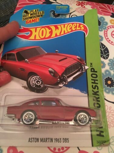 Dinky Toys 110 - ASTON MARTIN DB5 Red 1:43, Atlas