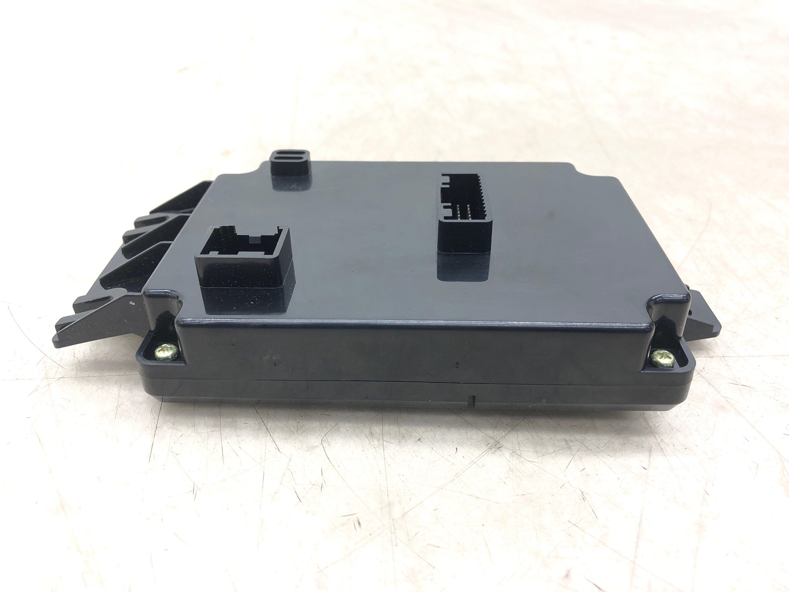2017-2022 MASERATI LEVANTE A/C CLIMATE CONTROL MODULE 670105513 OEM