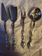 Oneida LTD Hostess Serving Set