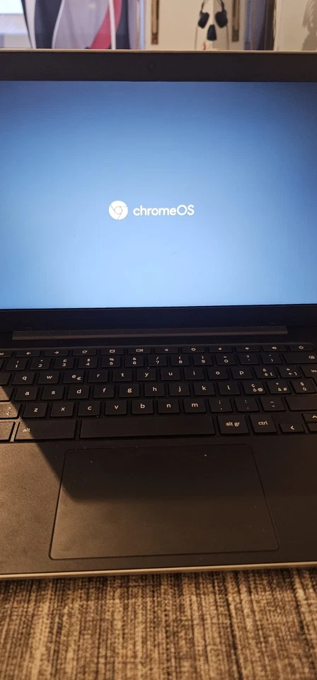 Samsung Galaxy Chromebook Go 14" (64GB eMMC, Intel Celeron N, 2,80 GHz, 4GB)... - Immagine 4 di 4