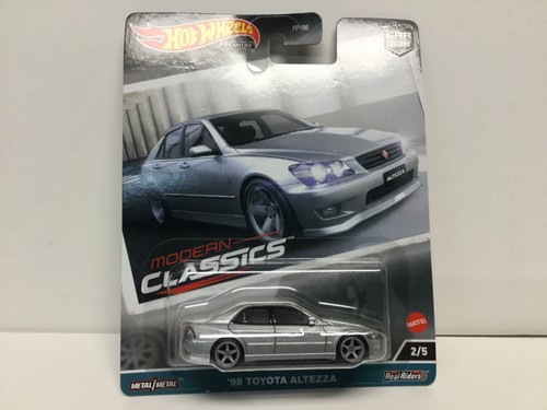 2023 HOT WHEELS PREMIUM CAR CULTURE MODERN CLASSICS ‘98 TOYOTA ALTEZZA - 2/5