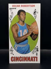 1969-70 Topps # 50 Oscar Robertson NR-MINT Set break Cincinnati