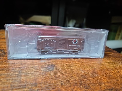 Nuevo de Lote Antiguo InterMountain NORTHERN PACIFIC N Escala Caja Tren - 24822 | Zustand: New