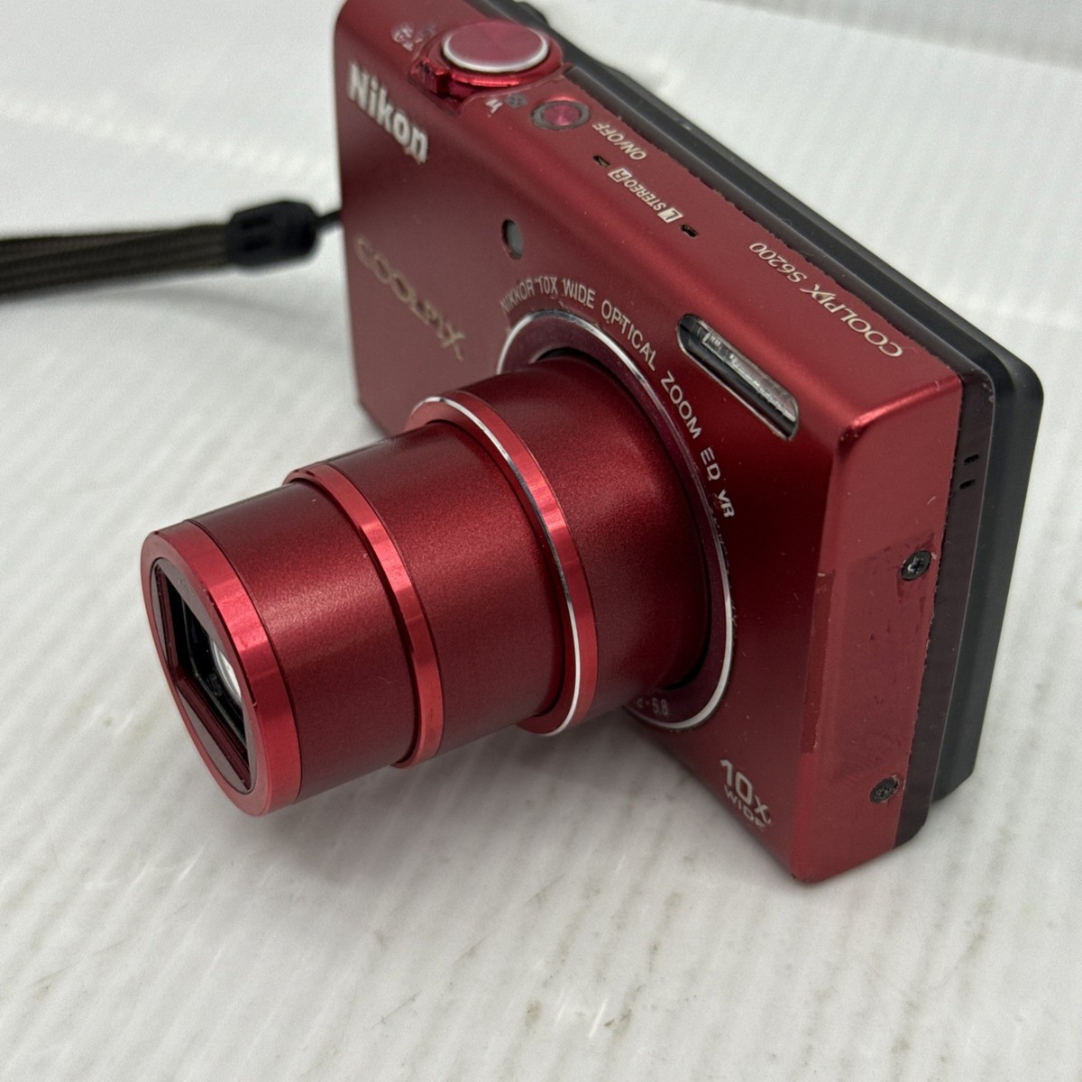 【動作確認済み】Nikon クールピクス　s6200 レッド 美品 ニコン クールピクス S6200 コンパクトデジタルカメラ 動作