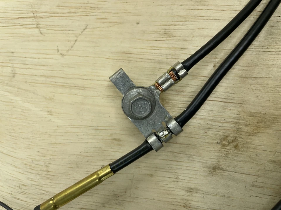 Оригинальный коаксиальный кабель дверного замка пульта дистанционного управления GM 2005-2009 Cadillac STS 15294619 - Изображение 4 из 4