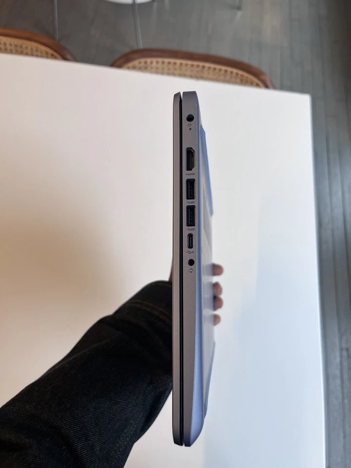 Nueva Laptop HP 14" CPU Intel N150 4GB RAM 128GB Almacenamiento UFS - Azul Foto 3 de 4