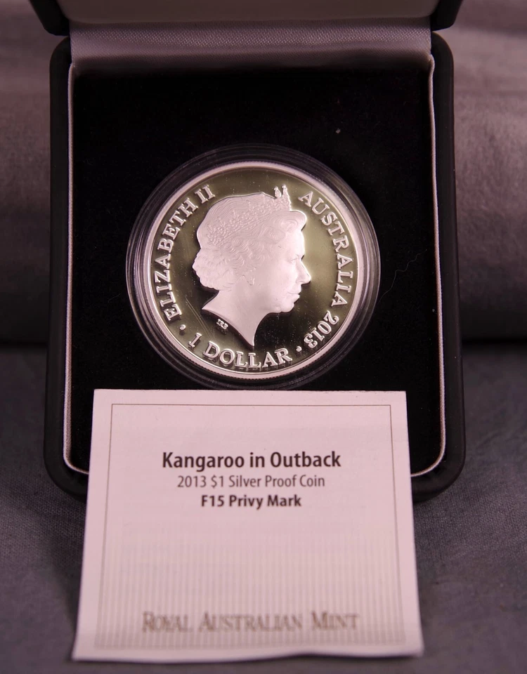 Kangaroo in Outback 2013 $1 Silver Proof Coin F15 Privy Mark - Image 2 of 2