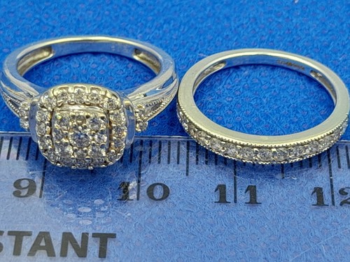 H Samuels 9 Ct White Gold 0.66 Ct Diamond 2 Ring Perfect Fit Bridal Set Size J - Picture 10 of 16