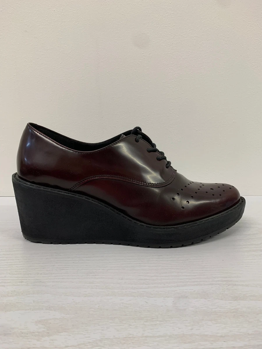 Clarks Brogues Size 7 D Burgundy Leather Platform Lace Up Shoe EU