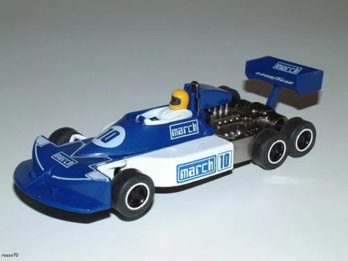 Mini Analogue Scalextric & Slot Cars