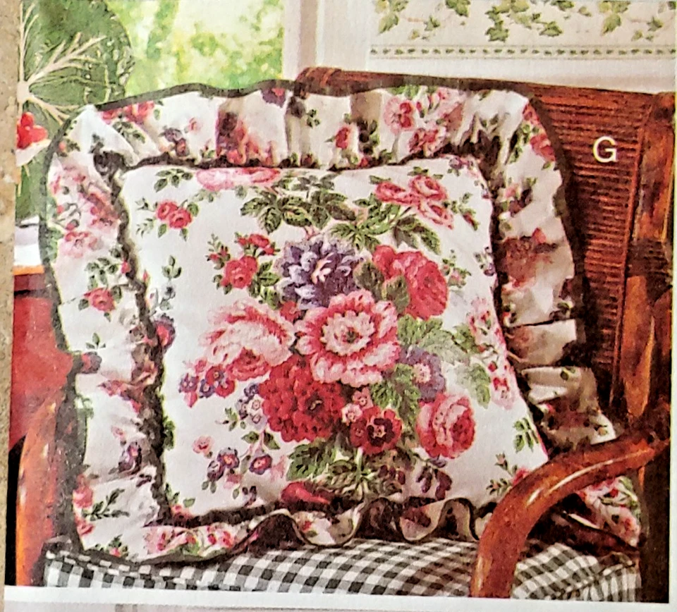 BUTTERICK Waverly UNCUT Pattern 6097 Throw 8-Pillows Square Round Heart Ruffle - Image 2 of 4