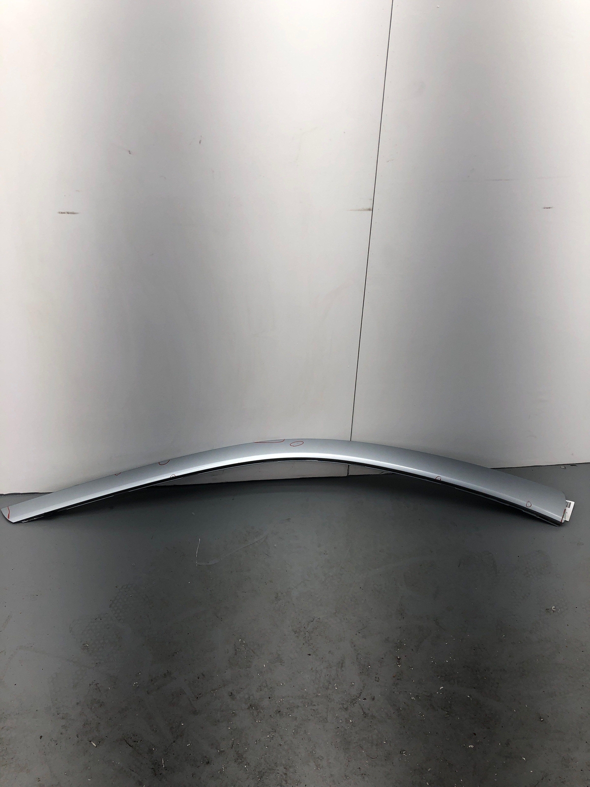 2014-2020 BMW I8 LEFT SIDE ROOF MOULDING TRIM ICONIC SILVER (B72) 51447336423
