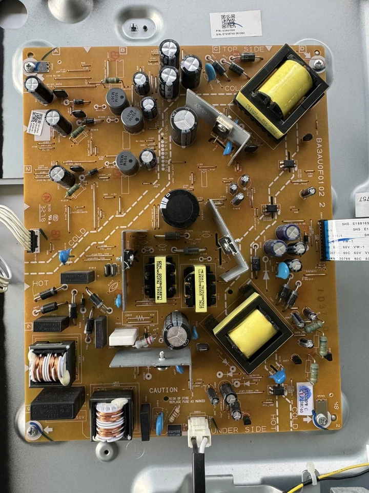 TV LED HDTV 50" EMERSON/FUNAI LF501EM4 F PIEZA: ELIGE UNA (1) SOLO PIEZA Foto 2 de 4