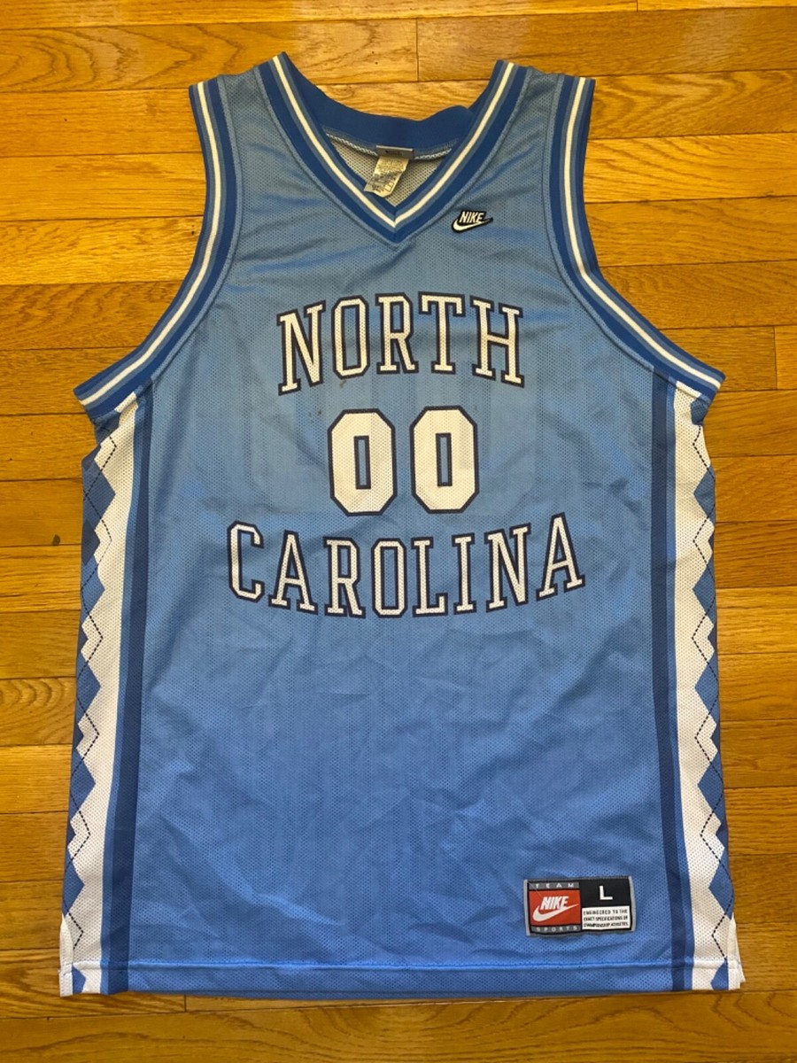 Vintage Nike UNC North Carolina Tar Heels Eric Montross Basketball