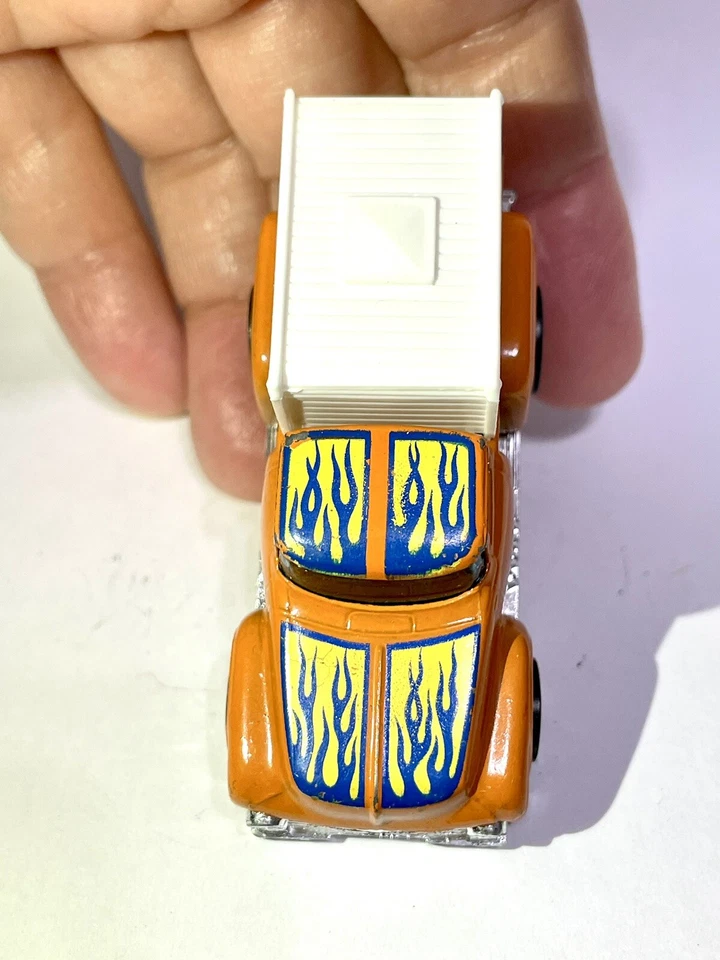 1973 Hot Wheels Redline Flying Colors Hi Tail Hauler Ford Pickup With Camper Top - Image 4 of 4