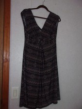Unbranded (Gently Used) Multicolored Cap Sleeve V Neck Front & Back Dress Size ?