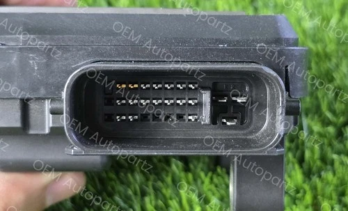 Módulo De Control De Transmisión Toyota Sienna 3.5L 2013 89530-08070 Oem - Picture 9 of 13