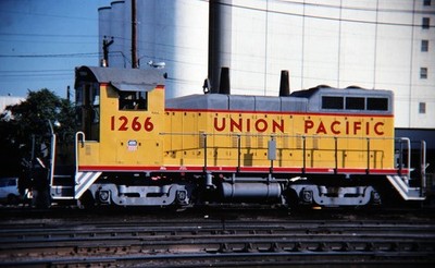Union Pacific UP 1266 EMD SW10 Denver CO 6. Juli 1985 8,5 x 11 Foto