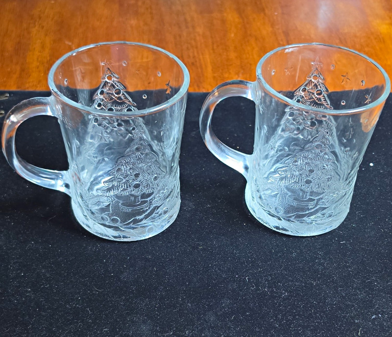 Set of 2 Clear Glass Mini Coffee Mugs 1 oz Embossed Christmas Tree Pattern