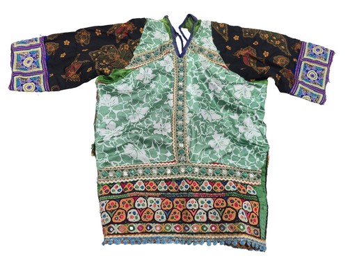 Banjara Choli , Vintage Banjara Kutch Rabari Ethnic Embroidery top, kuchi boho