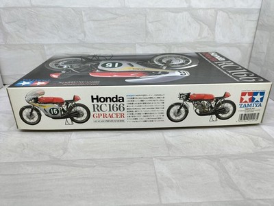 Tamiya 1/12 Honda RC166 GP Racer Model Kit Motorcycle Series No
