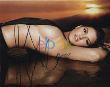 Gina Carano Sexy Autographed Signed 8x10 Photo reprint