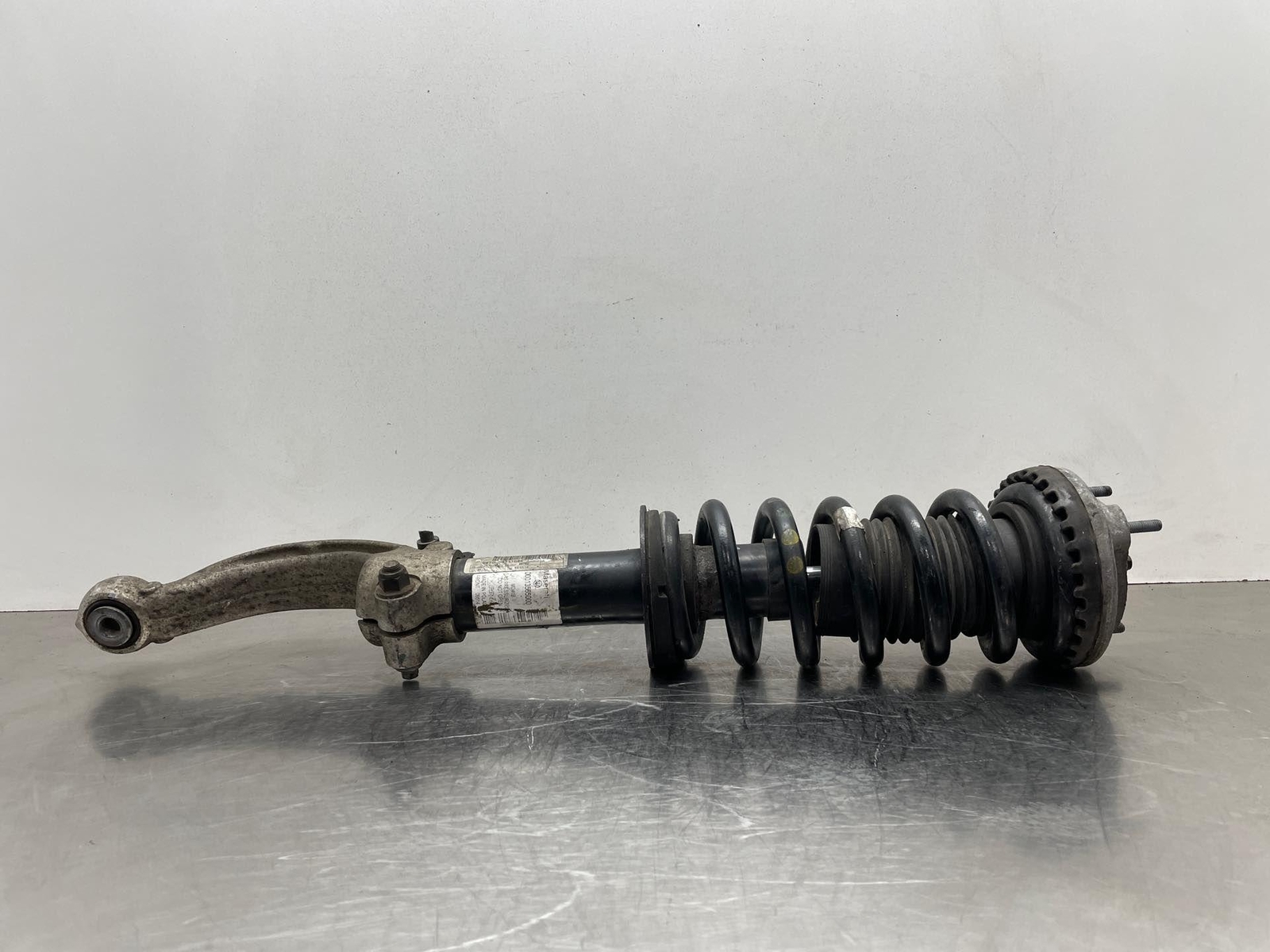 2014 Maserati Ghibli OEM Driver Left Front Strut Shock Assembly LH 06700081110