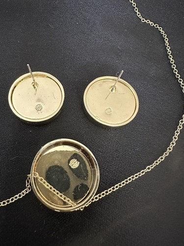 House of Harlow Set Suny Up Necklace/Earrings Pink Leather/Cubic. Zirconia - Picture 5 of 6