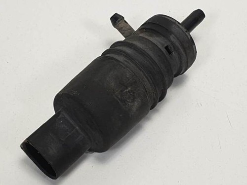 waschwasserpumpe für VOLKSWAGEN PASSAT BERLINA (3B3) TRENDLINE 2000 228774