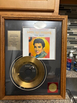 Elvis Presley Enterprises Framed Million Seller 24K Gold Plated Record ...