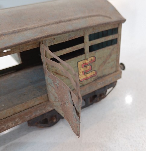 Hornby Series O gauge No 2 N.E.Cattle Truck Reasonable Condition - Picture 4 of 14