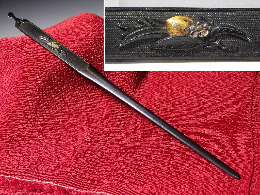 Kyo-Kinko School Camellia Design 笄 Kogai Edo original tsuba antique