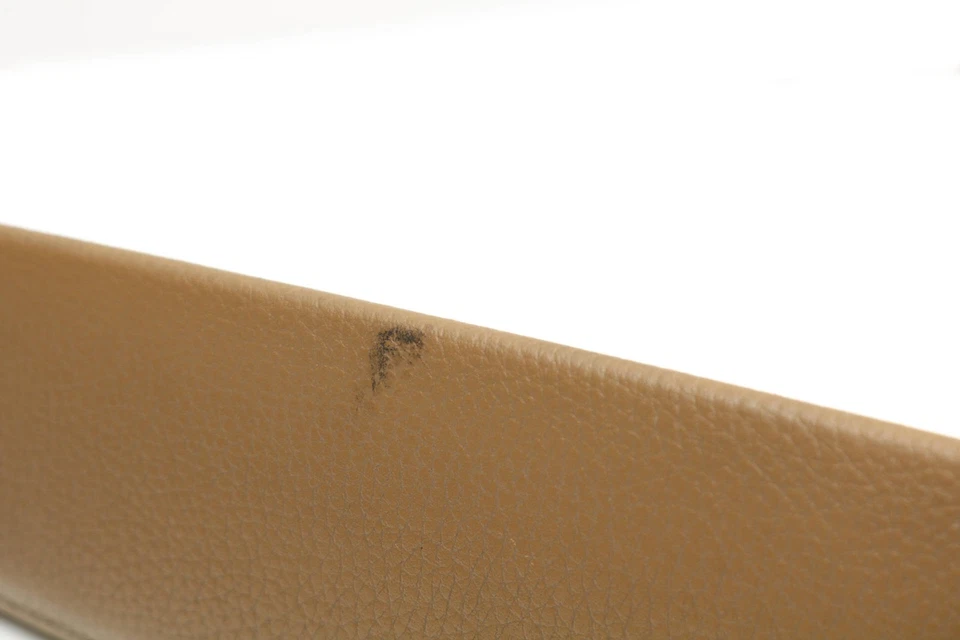 2009-2013 BMW 335I XDRIVE - Front LEFT DOOR Panel Armrest / ARM REST 9139623 - Image 2 of 4