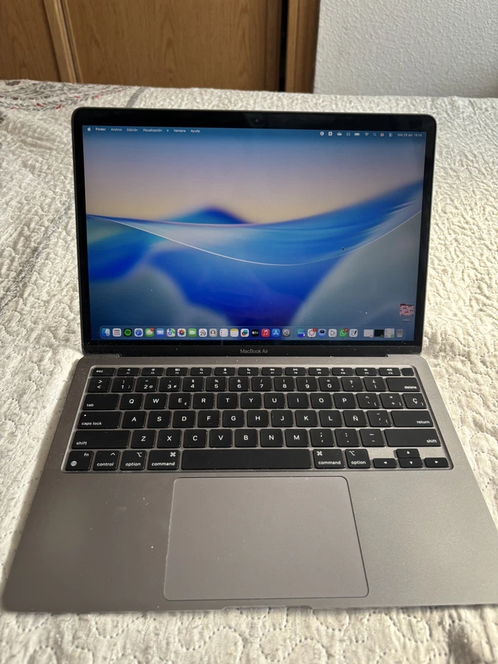 Apple MacBook Air 13" M1 · 8GB · 256GB, foto 2 de 5