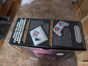 Nintendo NES Action Set Console w/ Box Zapper Light Gun NTSC-U/C Brand New