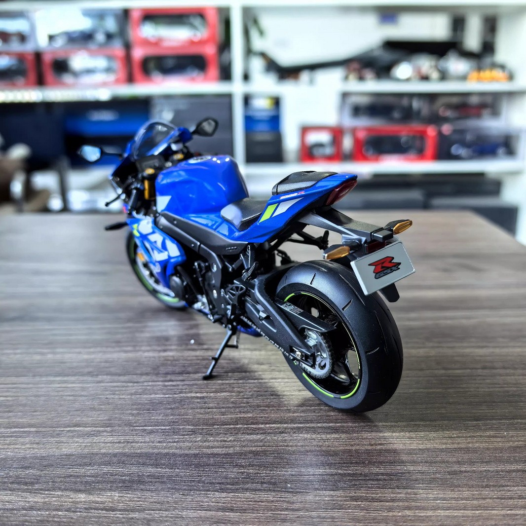 LCD 1/12 Scale Suzuki GSX-R 1000R Blue Motorcycle Diecast Model